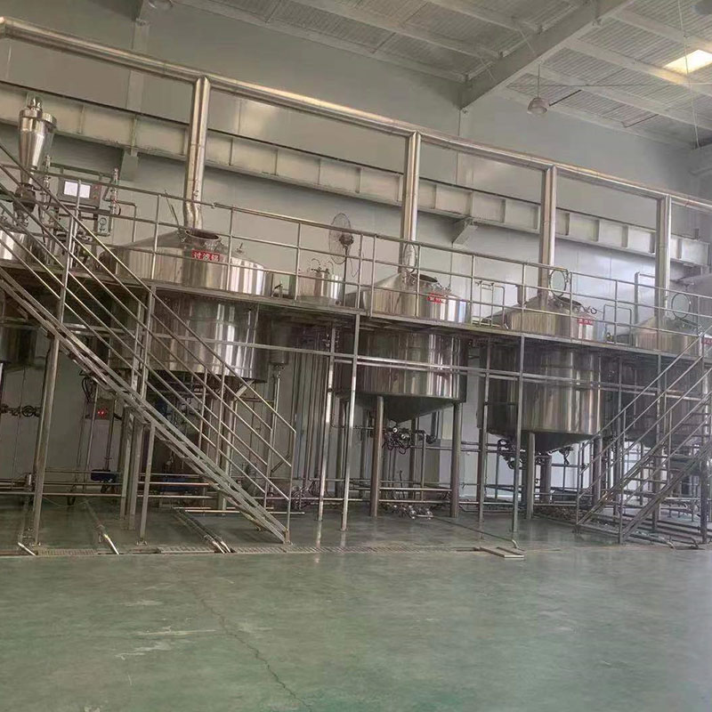 乌烈镇精酿啤酒设备厂—平面布置、设备设计、制造、调试、培训等一条龙服务_COPY